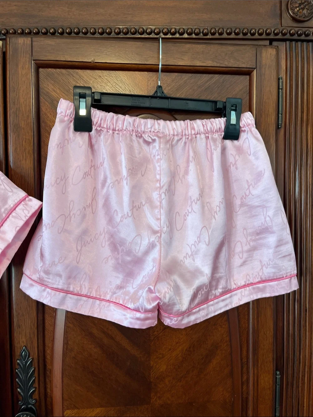 Juicy Couture Girl’s Light Pink Satin Short Pajama Set